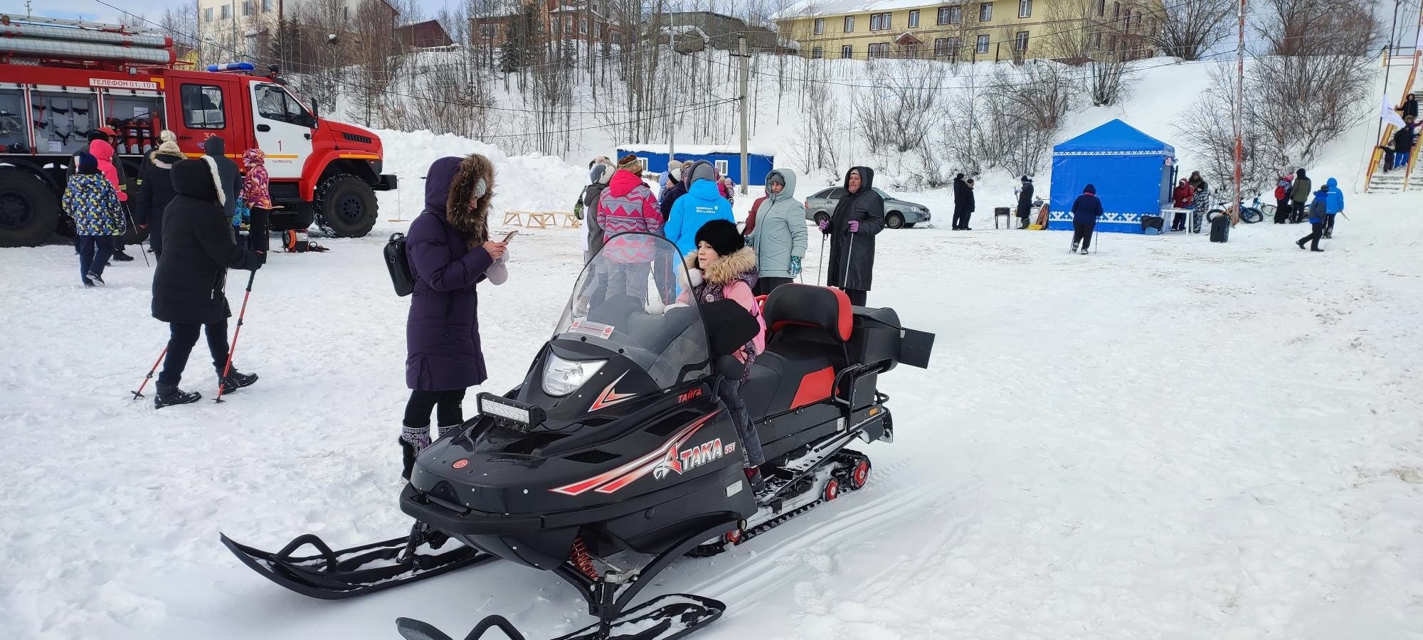 Сегодня в окружной столице прошёл День зимних видов спорта, в котором  приняли участие Салехардские спасатели - Новости - Главное управление МЧС  России по Ямало-Ненецкому автономному округу