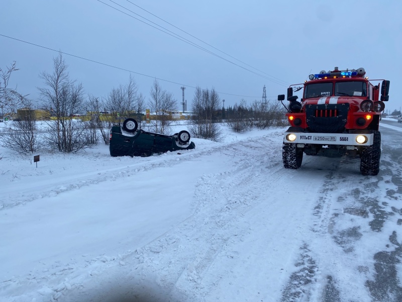 Пожарно-спасательное подразделение привлекалось для ликвидации ДТП в городе Ноябрьск.